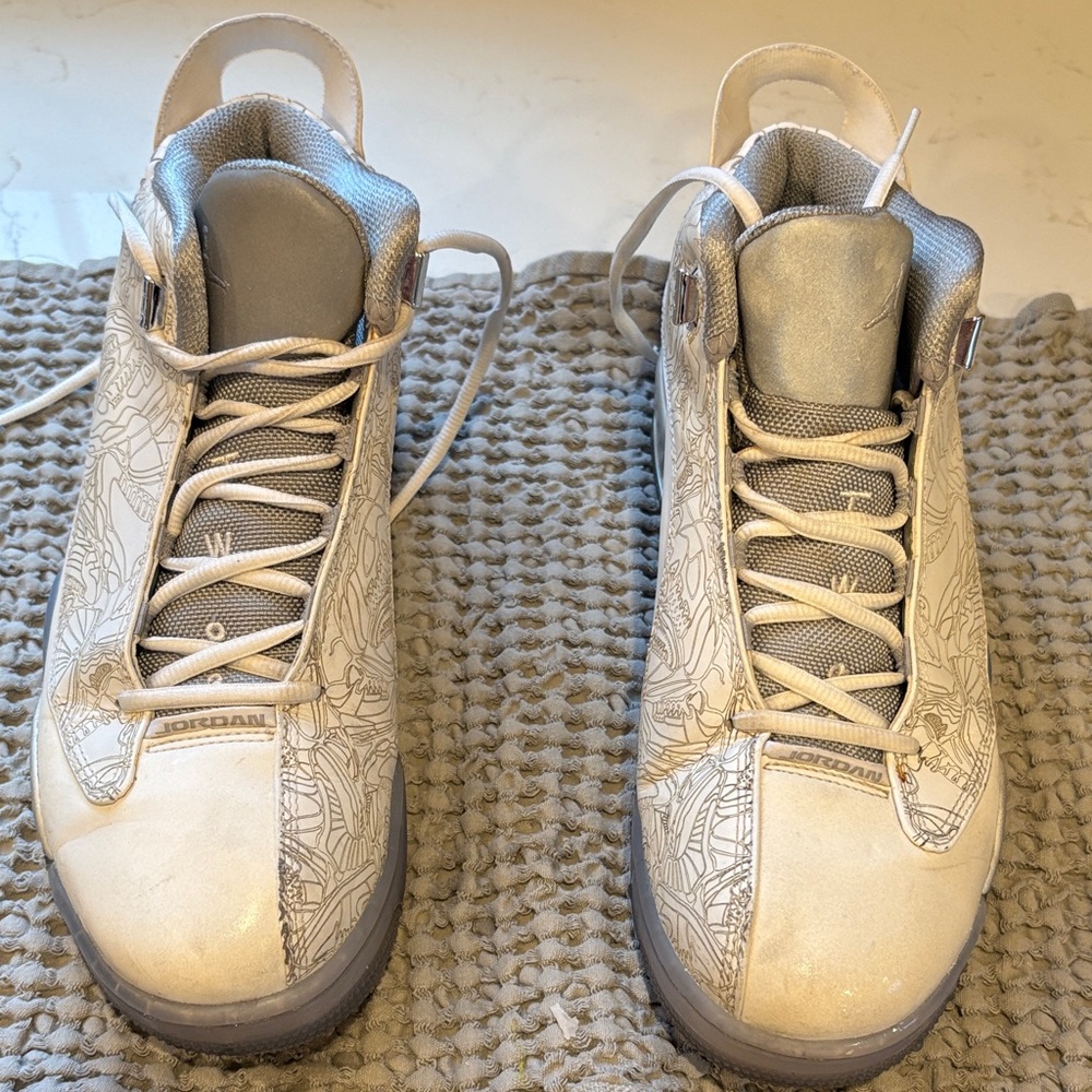 Jordan White and Gray Patterned Sneakers